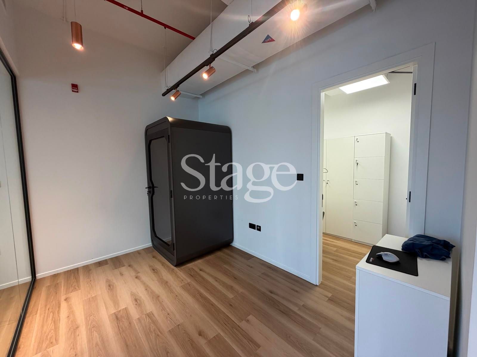Office Space for Rent in Downtown Dubai, Dubai OF9664L