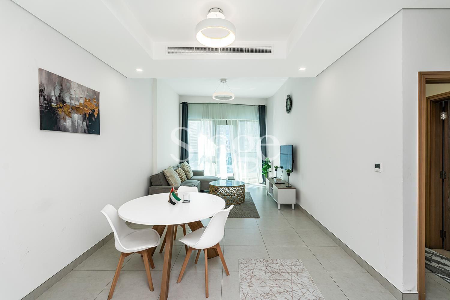 1 bedroom apartment for Sale in Business Bay, Dubai AP7776S