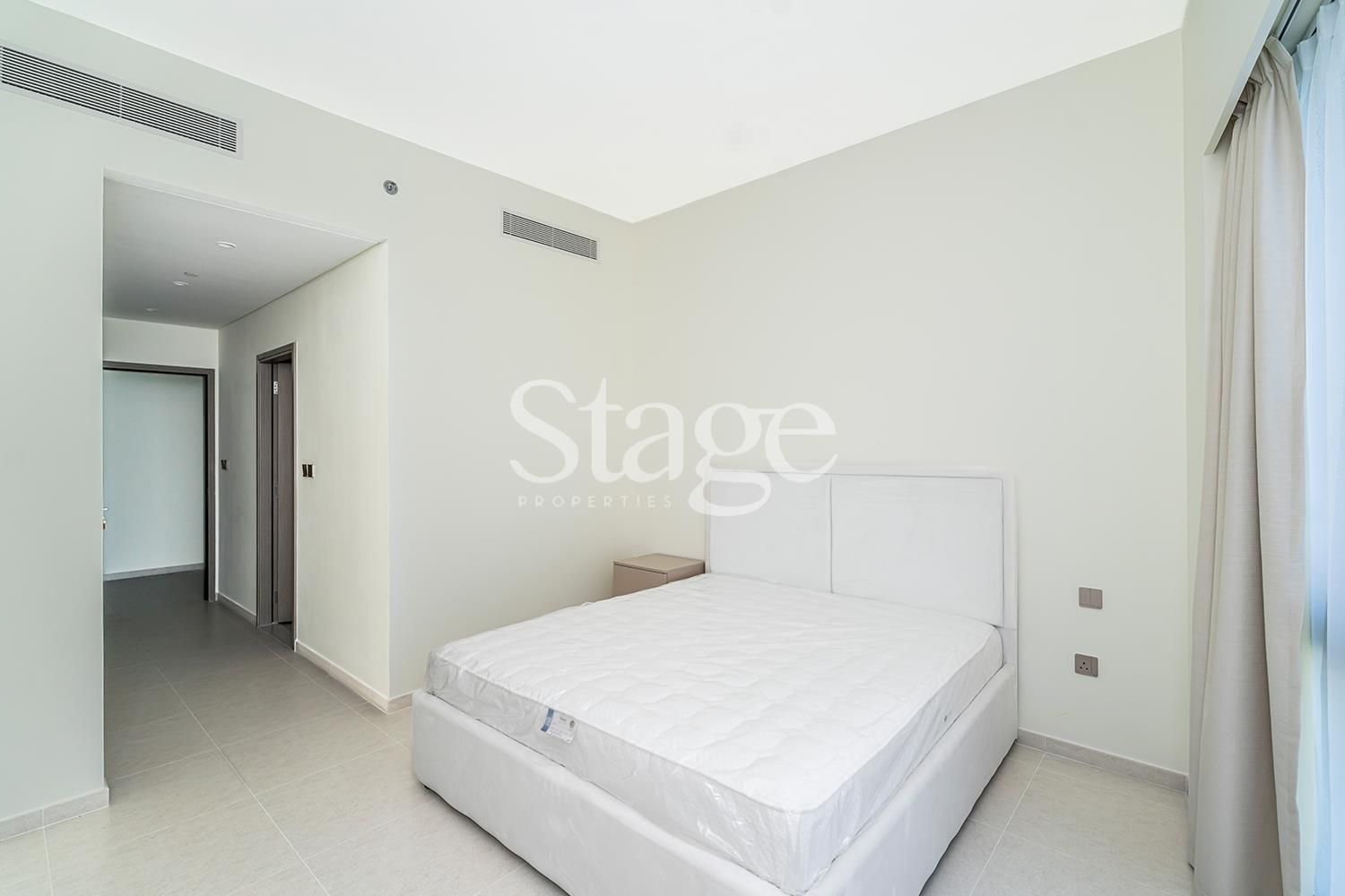 شقة من ٣ غرف نوم للإيجار في Downtown Dubai، Dubai AP7851L