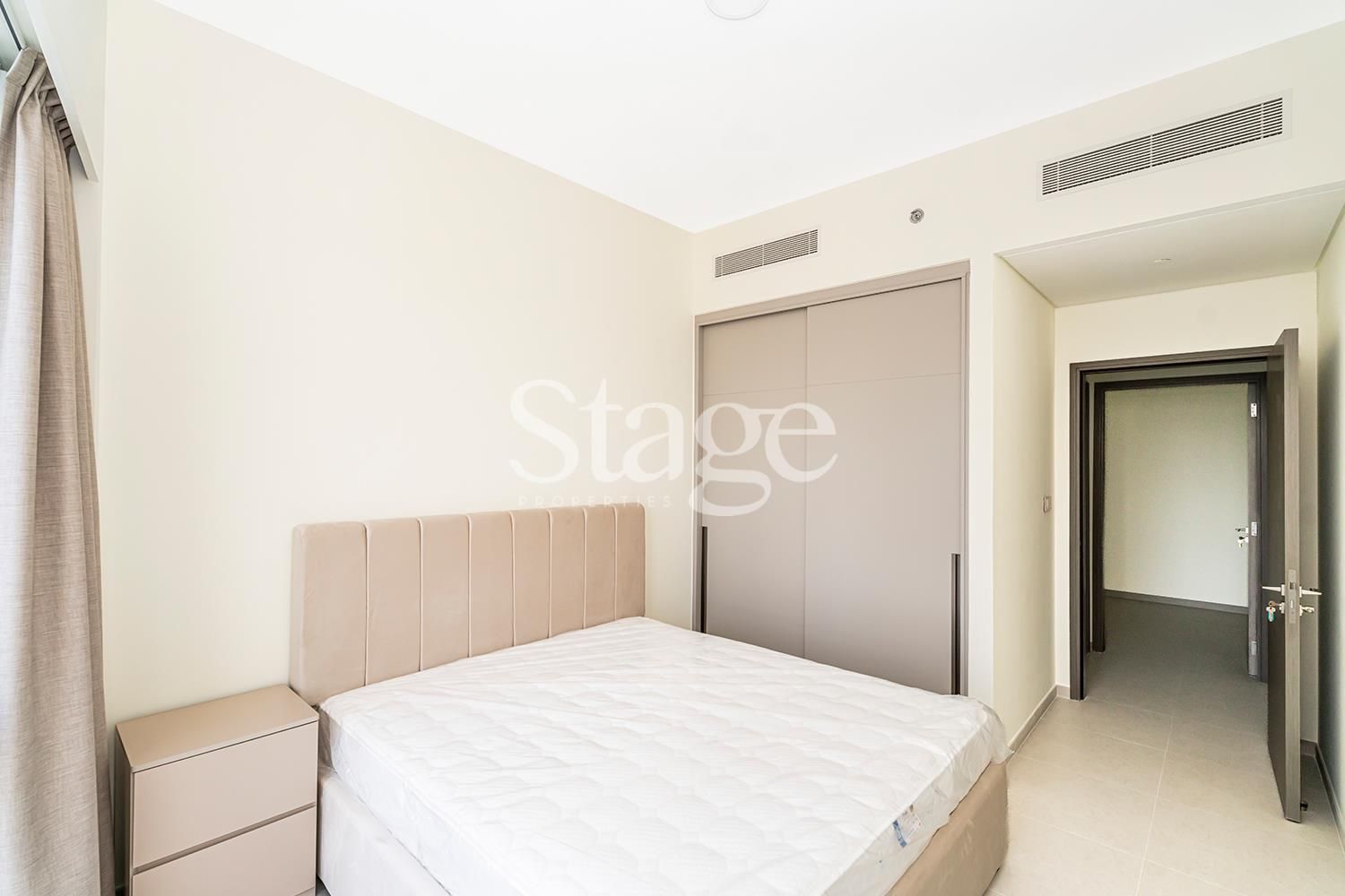 شقة من ٣ غرف نوم للإيجار في Downtown Dubai، Dubai AP7851L