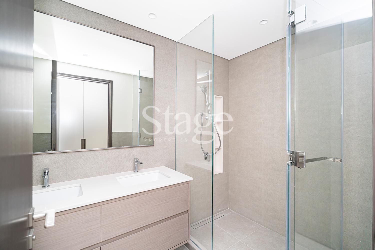 شقة من ٣ غرف نوم للإيجار في Downtown Dubai، Dubai AP7851L