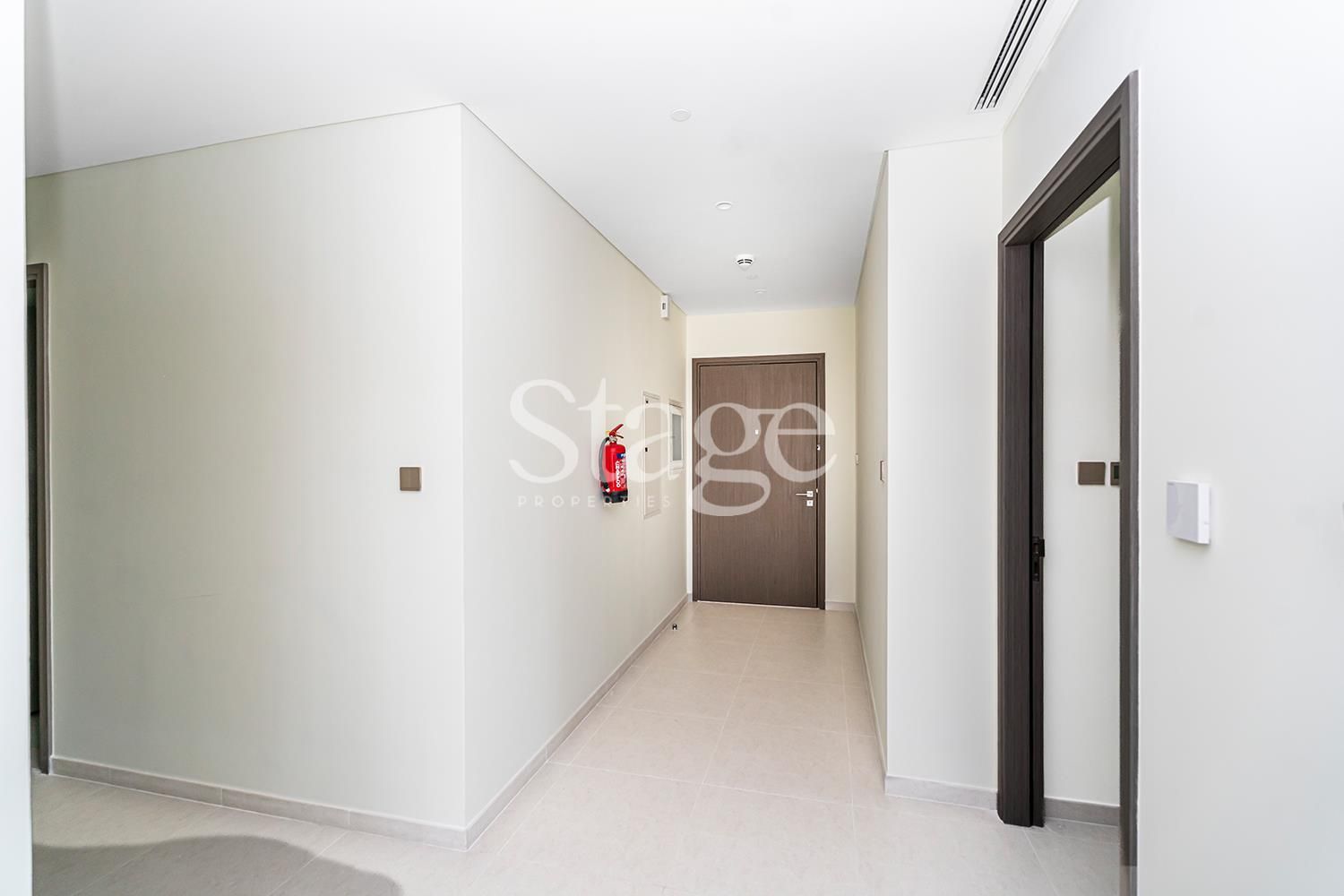 شقة من ٣ غرف نوم للإيجار في Downtown Dubai، Dubai AP7851L