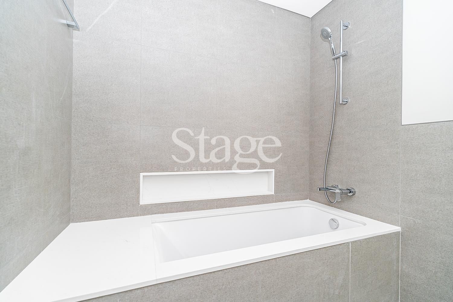 شقة من ٣ غرف نوم للإيجار في Downtown Dubai، Dubai AP7851L