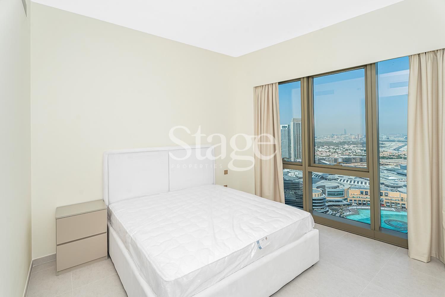 شقة من ٣ غرف نوم للإيجار في Downtown Dubai، Dubai AP7851L