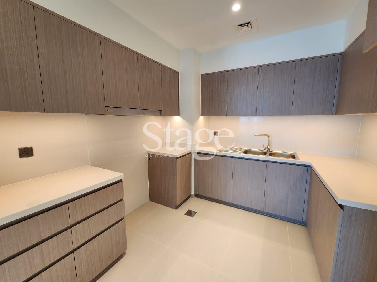 شقة من ٣ غرف نوم للإيجار في Downtown Dubai، Dubai AP7749L