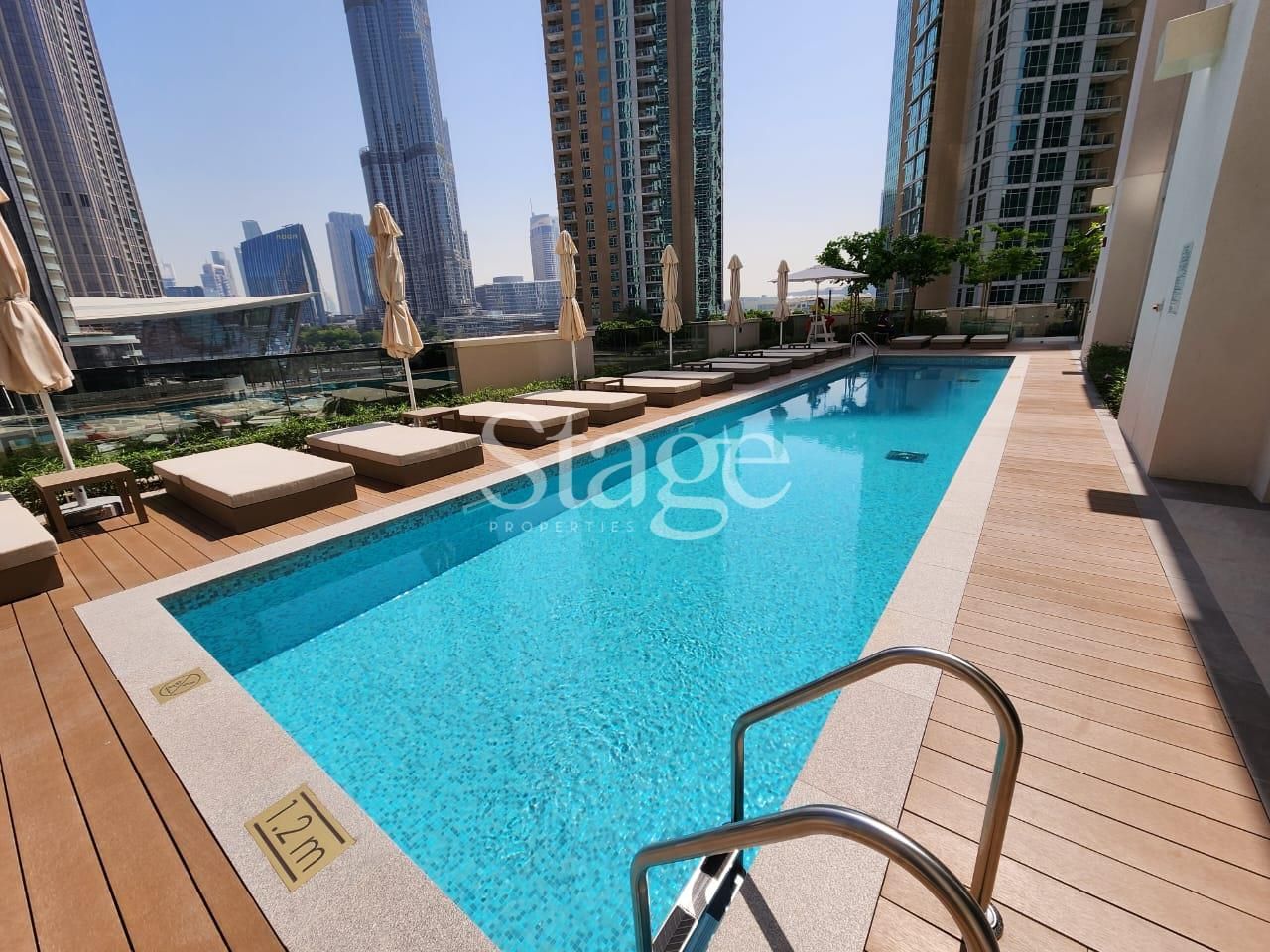 شقة من ٣ غرف نوم للإيجار في Downtown Dubai، Dubai AP7749L