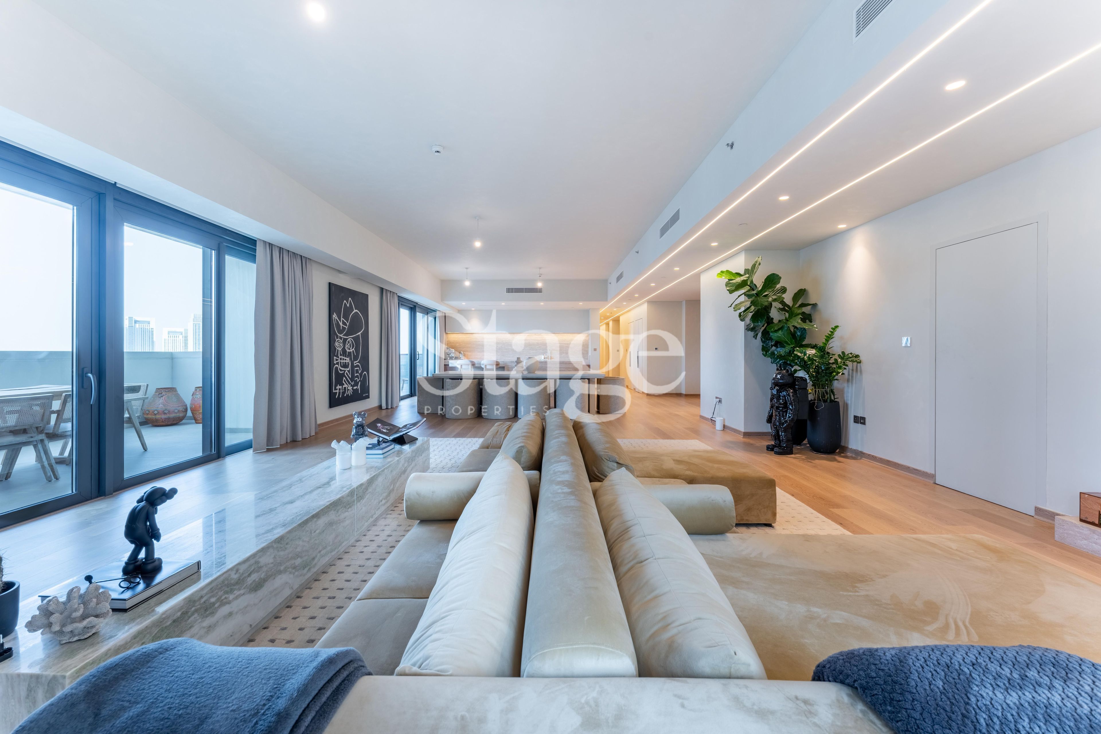 4 bedrooms apartment for Rent in Downtown Dubai, Dubai AP8398L