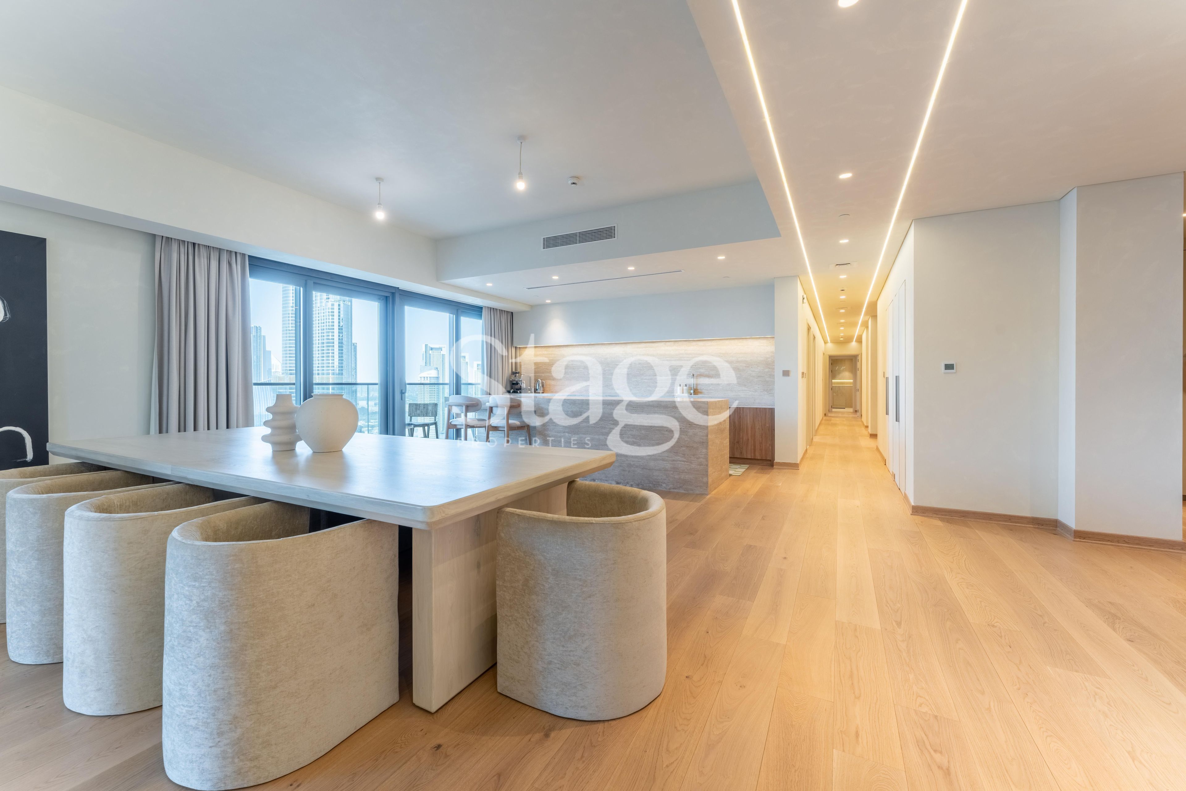 4 bedrooms apartment for Rent in Downtown Dubai, Dubai AP8398L