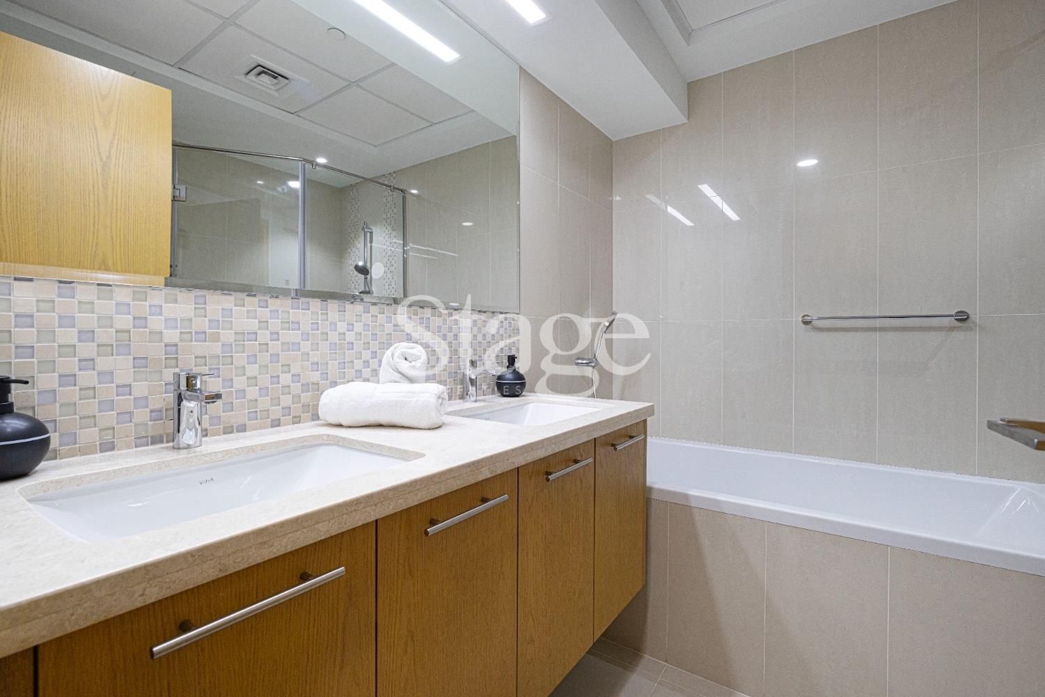 2 bedrooms apartment for Sale in Downtown Dubai, Dubai AP8998S