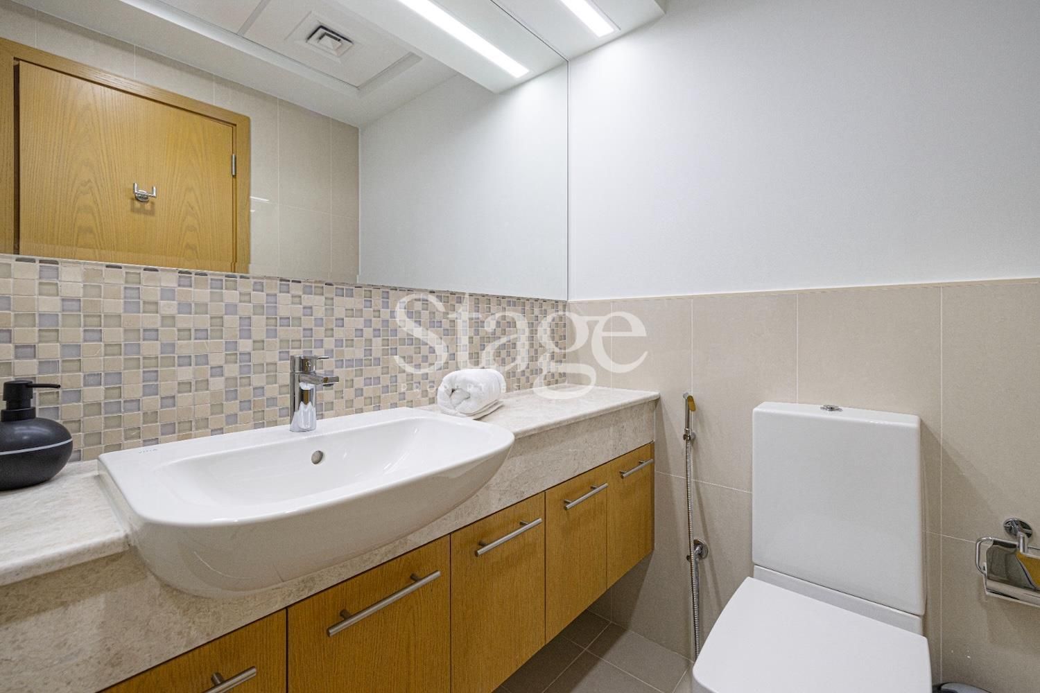 2 bedrooms apartment for Sale in Downtown Dubai, Dubai AP8998S