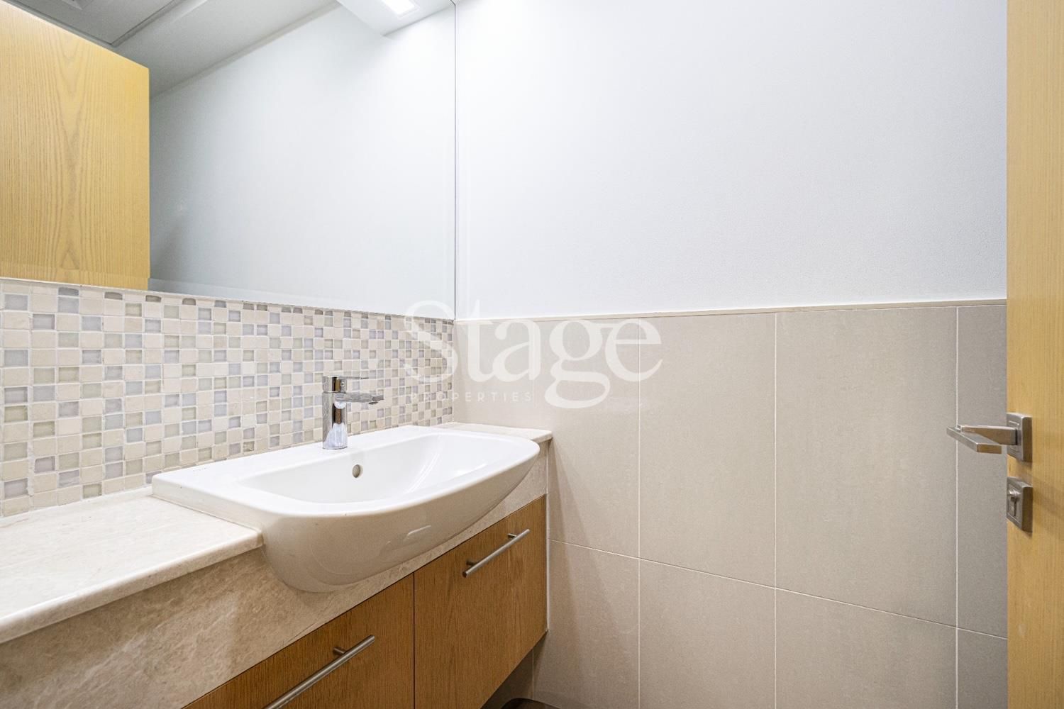 2 bedrooms apartment for Sale in Downtown Dubai, Dubai AP8998S