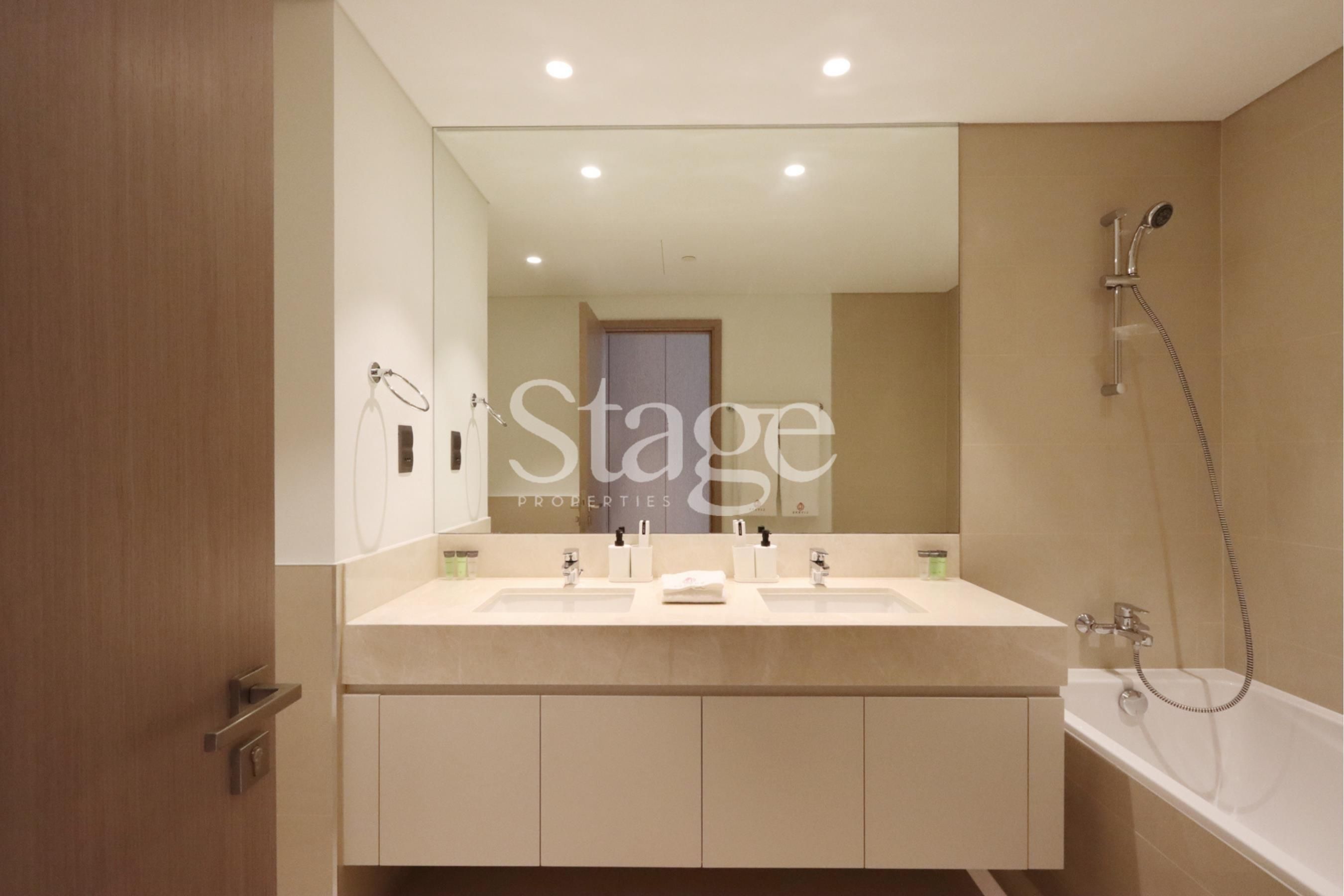 3 bedrooms apartment for Rent in Downtown Dubai, Dubai AP8543L