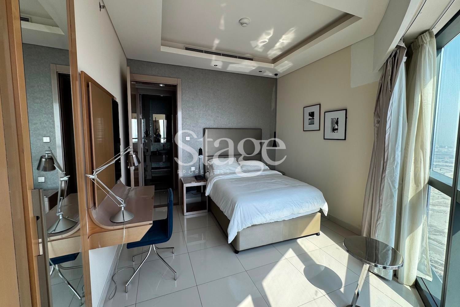 3 bedrooms apartment for Rent in Business Bay, Dubai AP9817L
