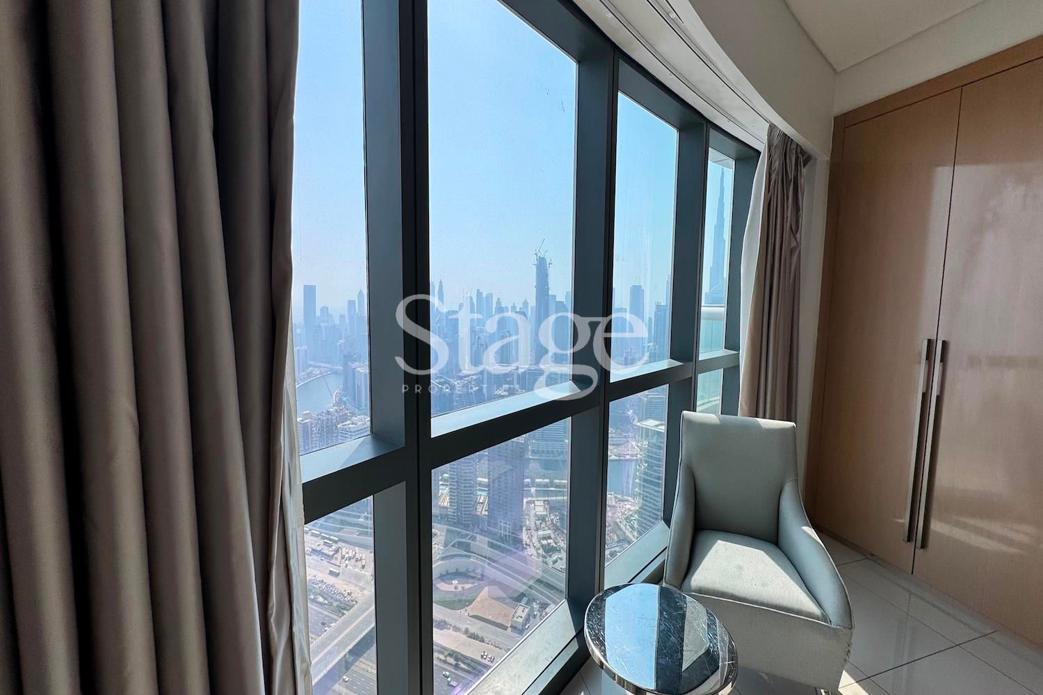 3 bedrooms apartment for Rent in Business Bay, Dubai AP9817L