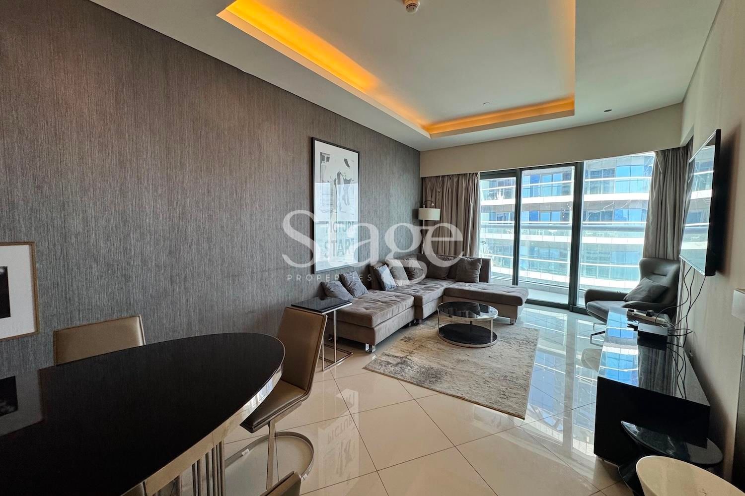 3 bedrooms apartment for Rent in Business Bay, Dubai AP9817L