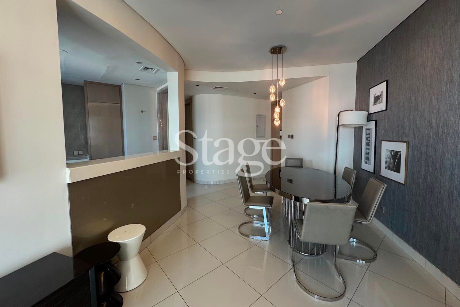 3 bedrooms apartment for Rent in Business Bay, Dubai AP9817L