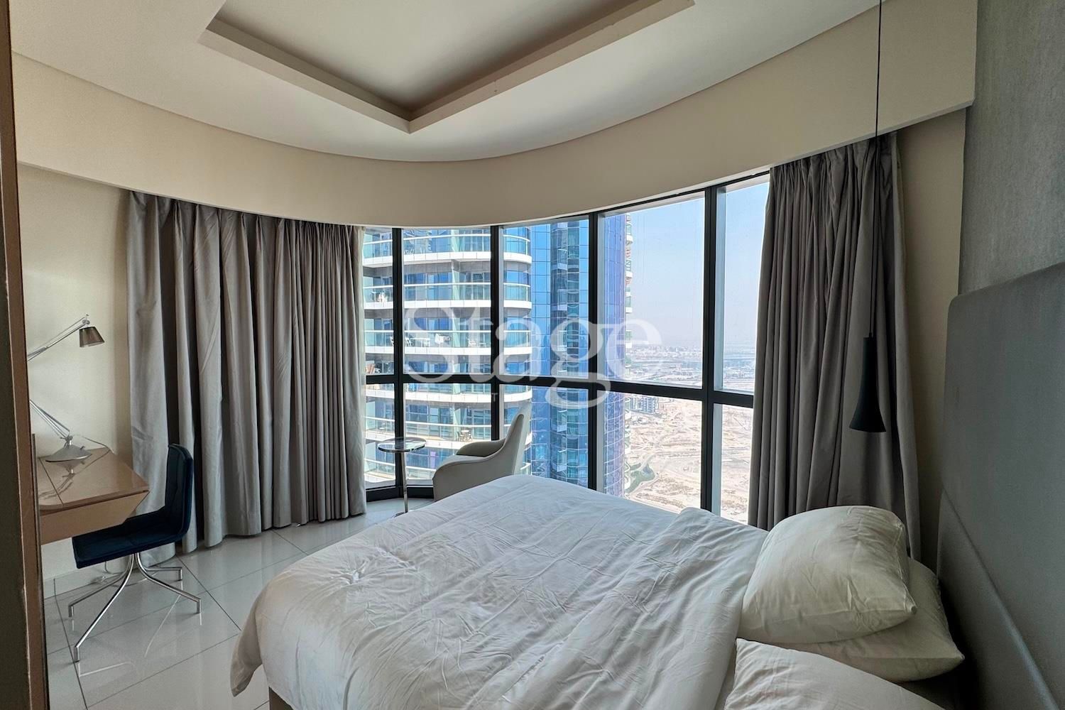 3 bedrooms apartment for Rent in Business Bay, Dubai AP9817L