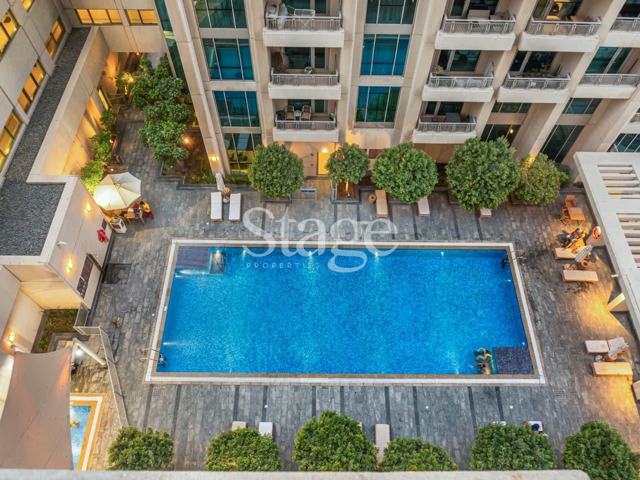 شقة من غرفة نوم للإيجار في Downtown Dubai، Dubai AP9257L