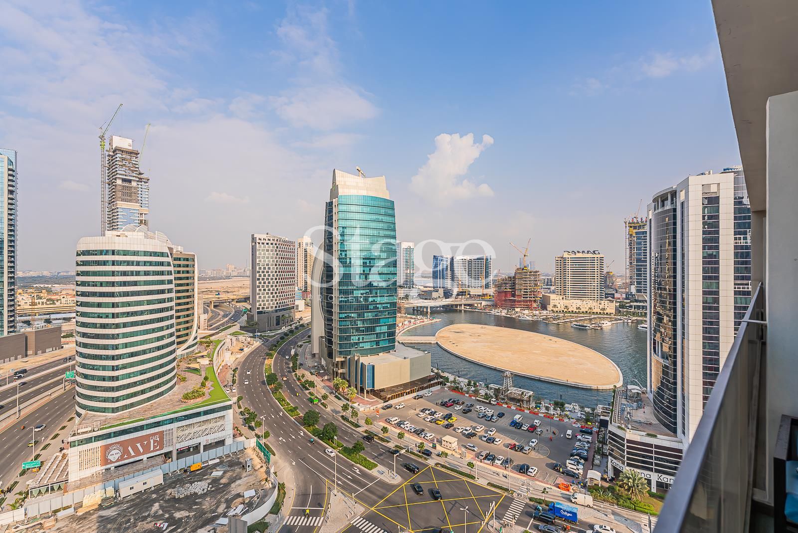 2 bedrooms apartment for Rent in Business Bay, Dubai AP8717L