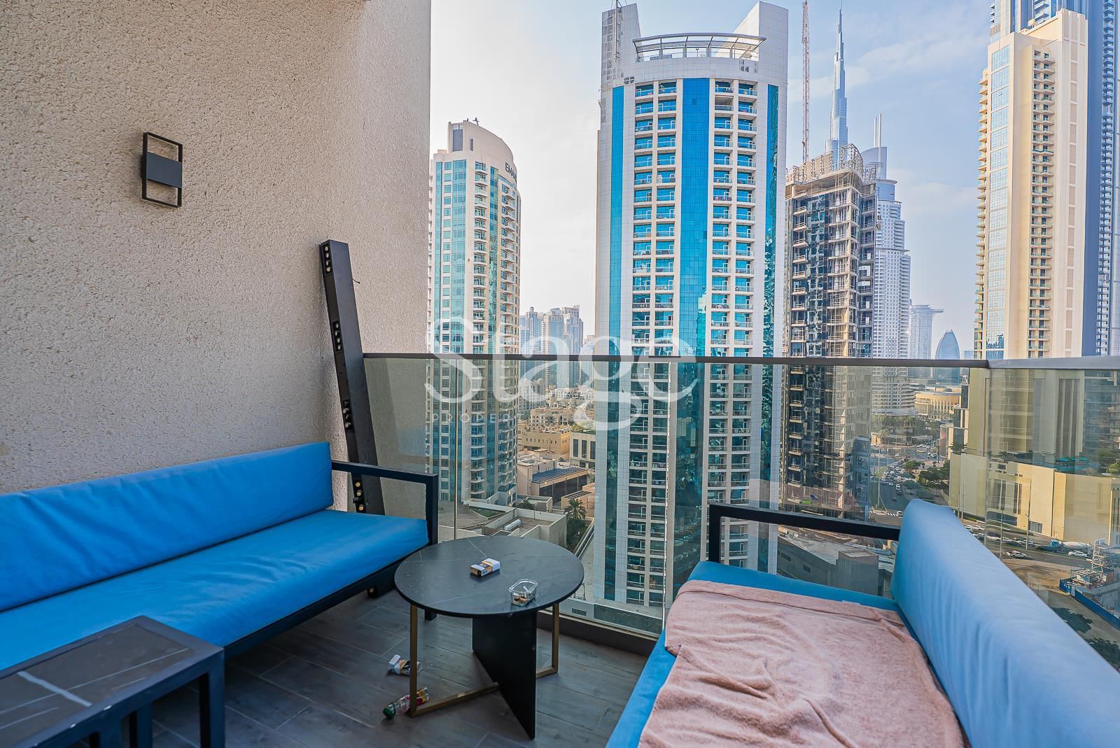 2 bedrooms apartment for Rent in Business Bay, Dubai AP8717L
