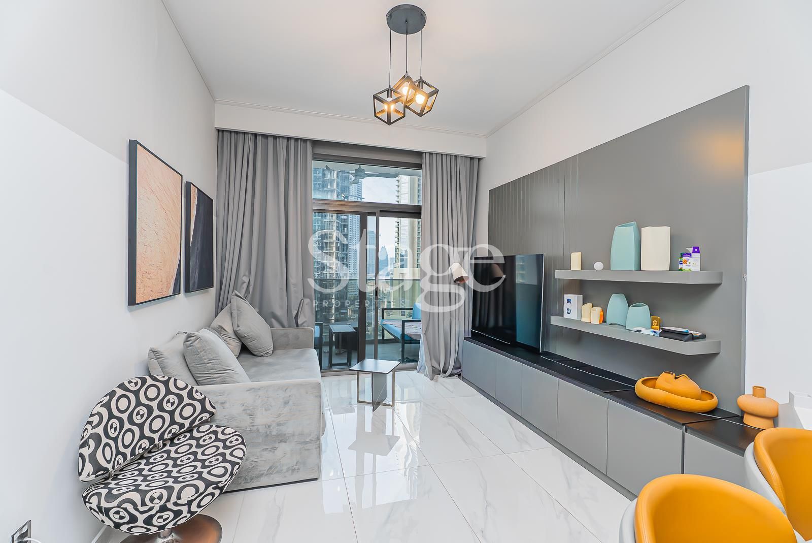 2 bedrooms apartment for Rent in Business Bay, Dubai AP8717L