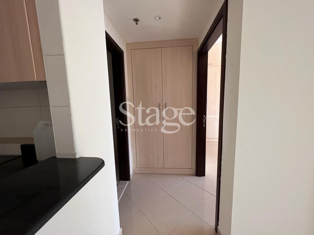 1 bedroom apartment for Rent in Jumeirah Lake Towers, Dubai AP7512L