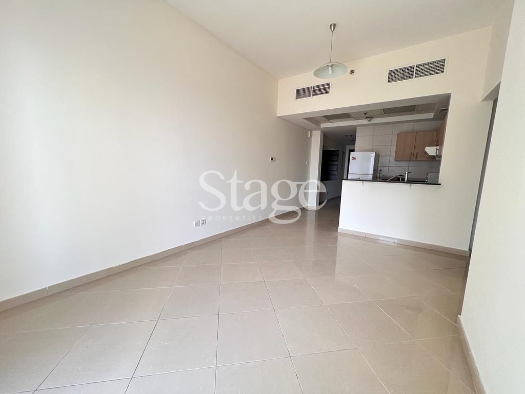 1 bedroom apartment for Rent in Jumeirah Lake Towers, Dubai AP7512L