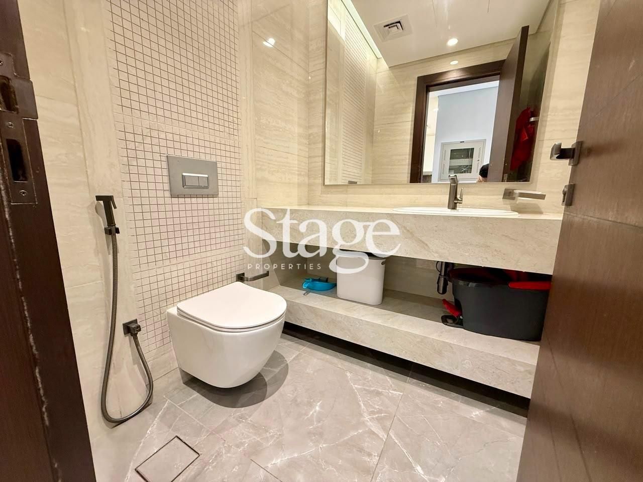 1 bedroom apartment for Rent in Business Bay, Dubai AP9939L