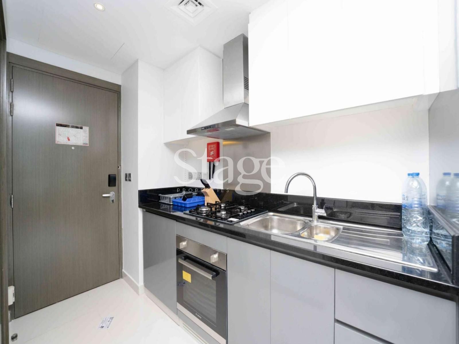 Studio for Rent in Business Bay, Dubai AP9534L