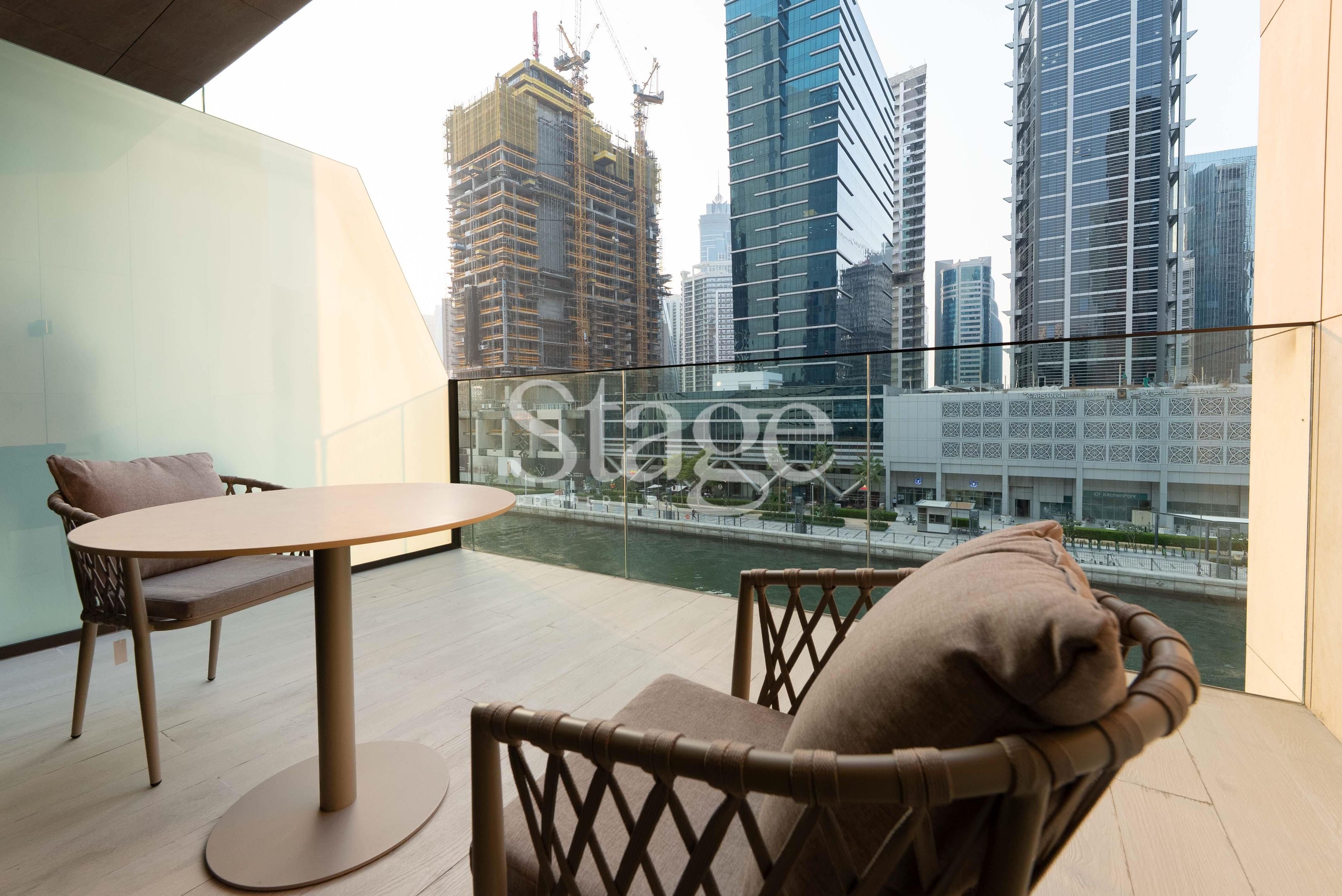 2 bedrooms apartment for Rent in Business Bay, Dubai AP9209L