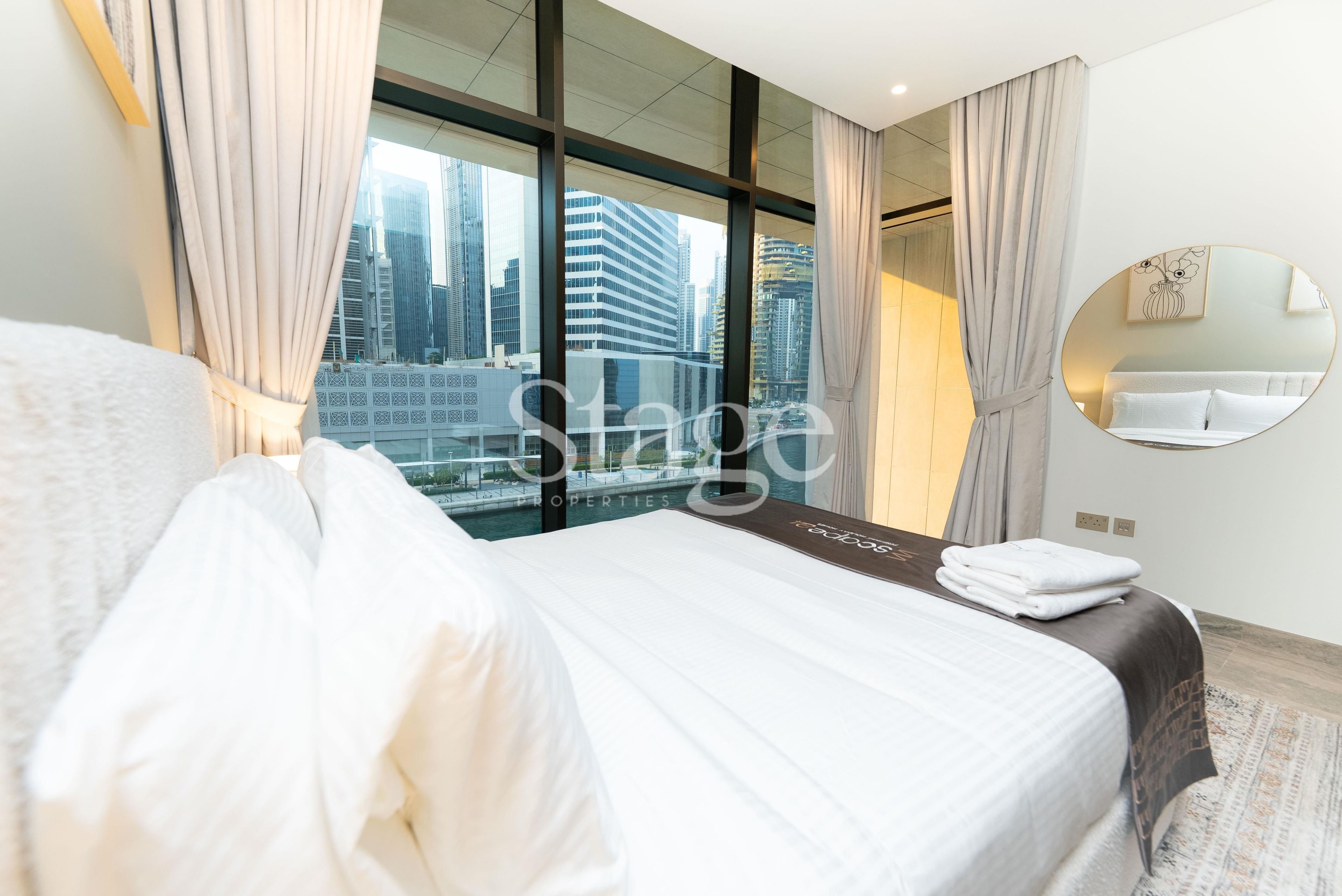 2 bedrooms apartment for Rent in Business Bay, Dubai AP9209L