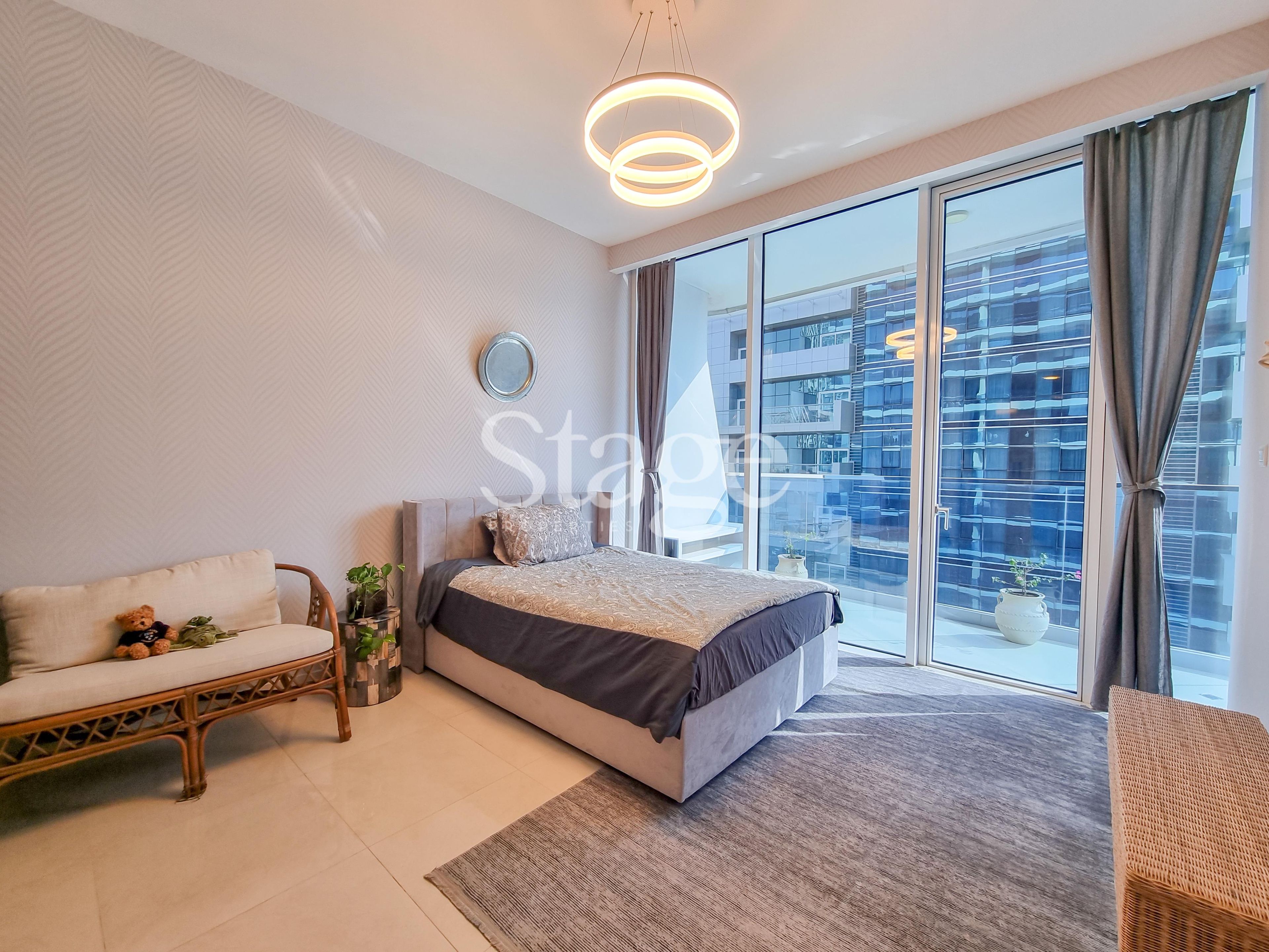 1 bedroom apartment for Sale in Business Bay, Dubai AP8256S