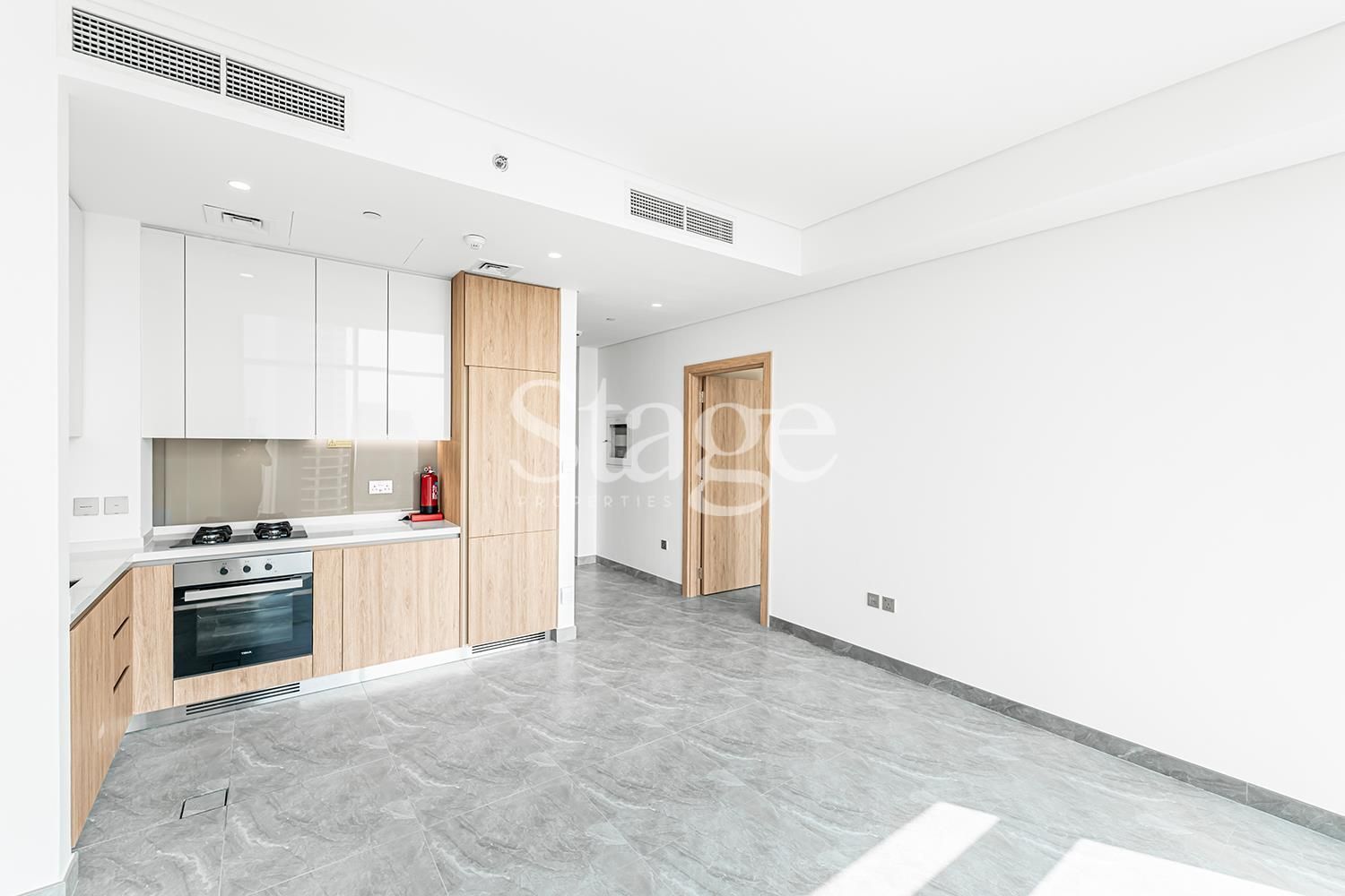 1 bedroom apartment for Rent in Business Bay, Dubai AP8480L