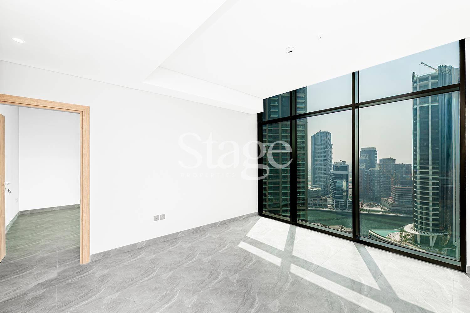 1 bedroom apartment for Rent in Business Bay, Dubai AP8480L