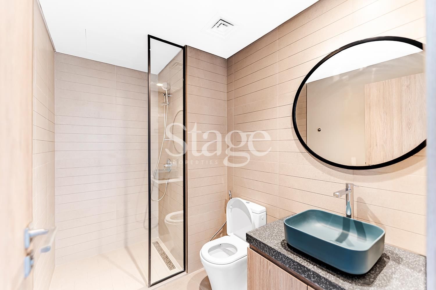 1 bedroom apartment for Rent in Business Bay, Dubai AP8480L