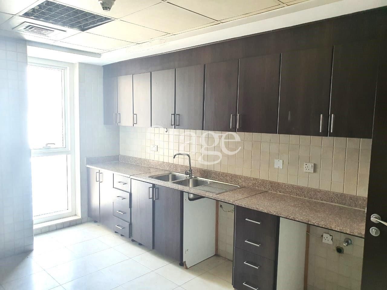2 bedrooms apartment for Rent in Business Bay, Dubai AP8706L