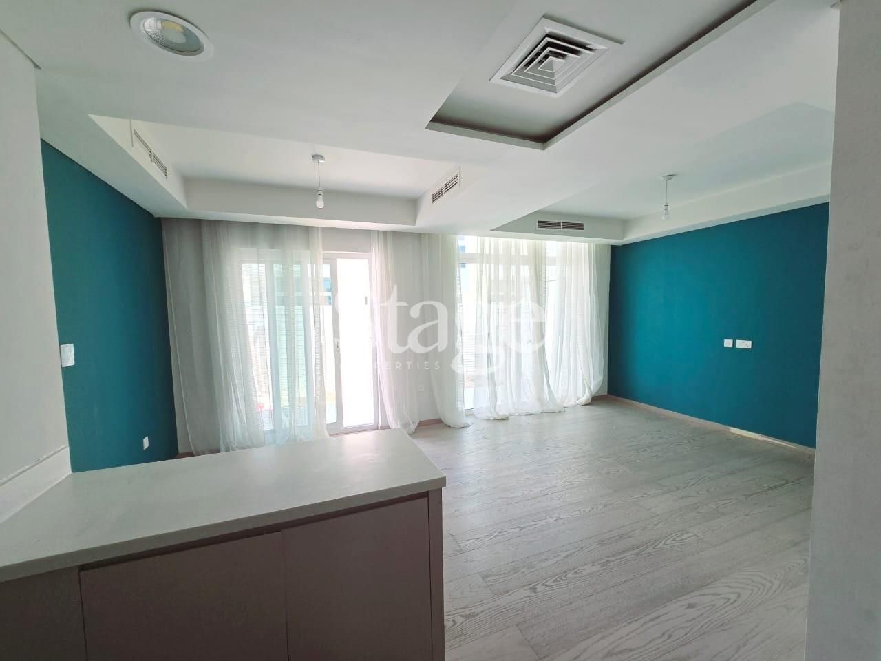 3 bedrooms Townhouse for Rent in Damac Hills 2, Dubai TH7942L