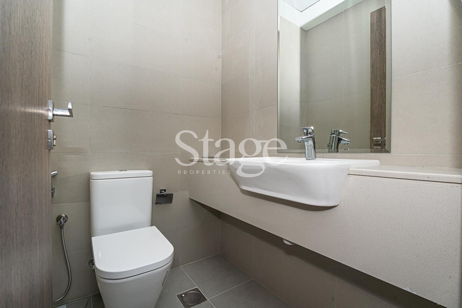 1 bedroom apartment for Sale in Dubai Residence Complex, Dubai AP7659S