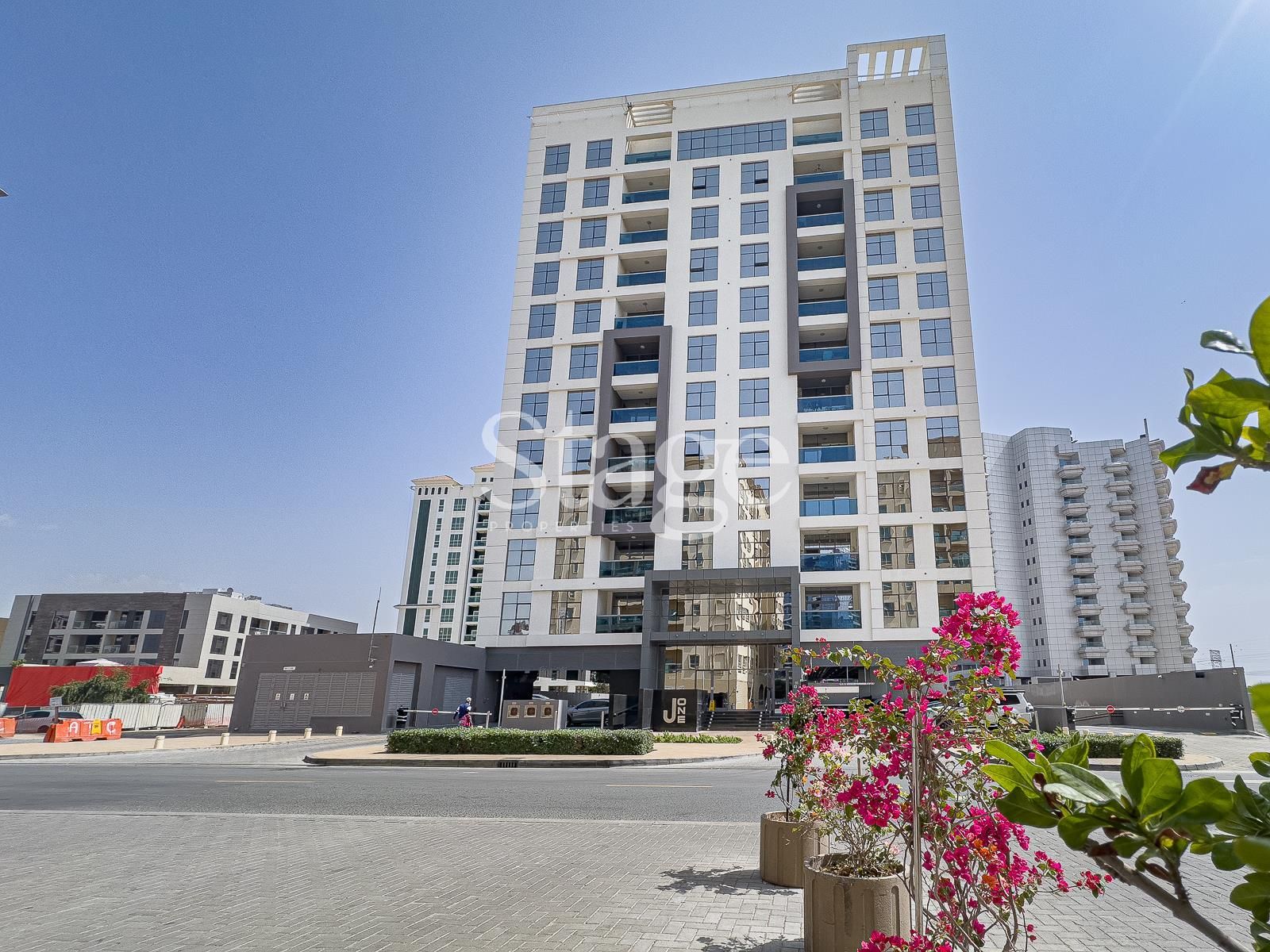 1 bedroom apartment for Sale in Dubai Residence Complex, Dubai AP7659S