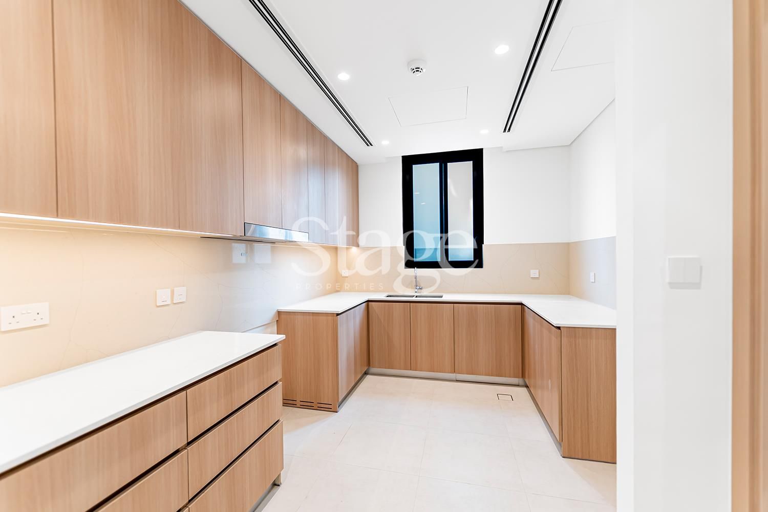 4 bedrooms common for Rent in Arabian Ranches 3, Dubai VI8582L