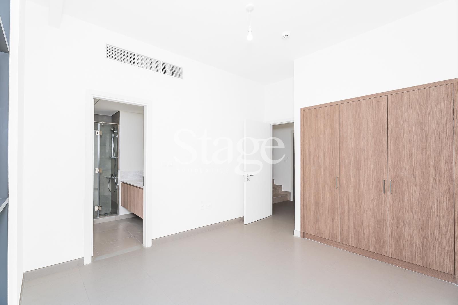 5 bedrooms common for Rent in Dubai South (Dubai World Central), Dubai VI8089L