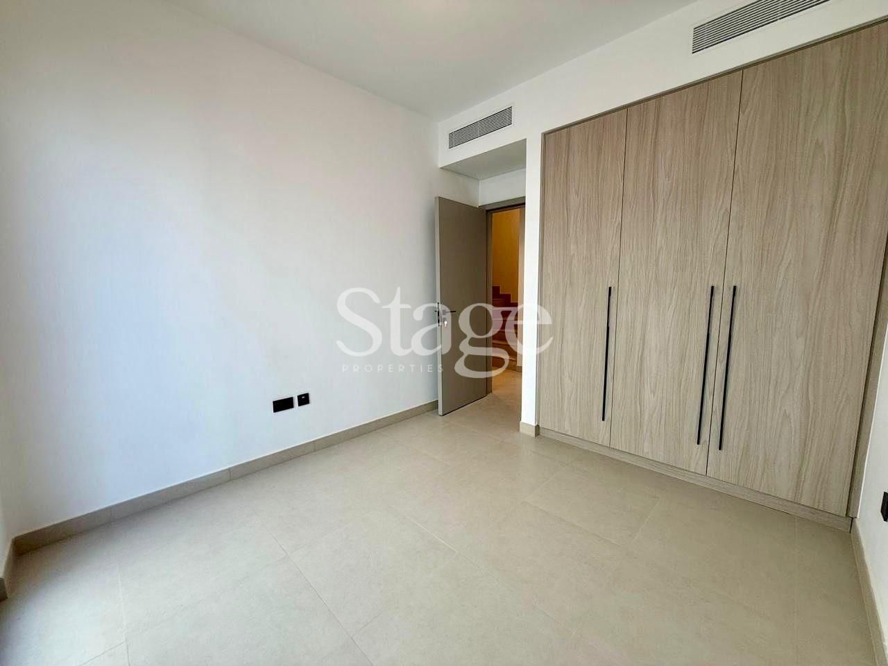 3 bedrooms Townhouse for Rent in Tilal Al Ghaf, Dubai TH8951L