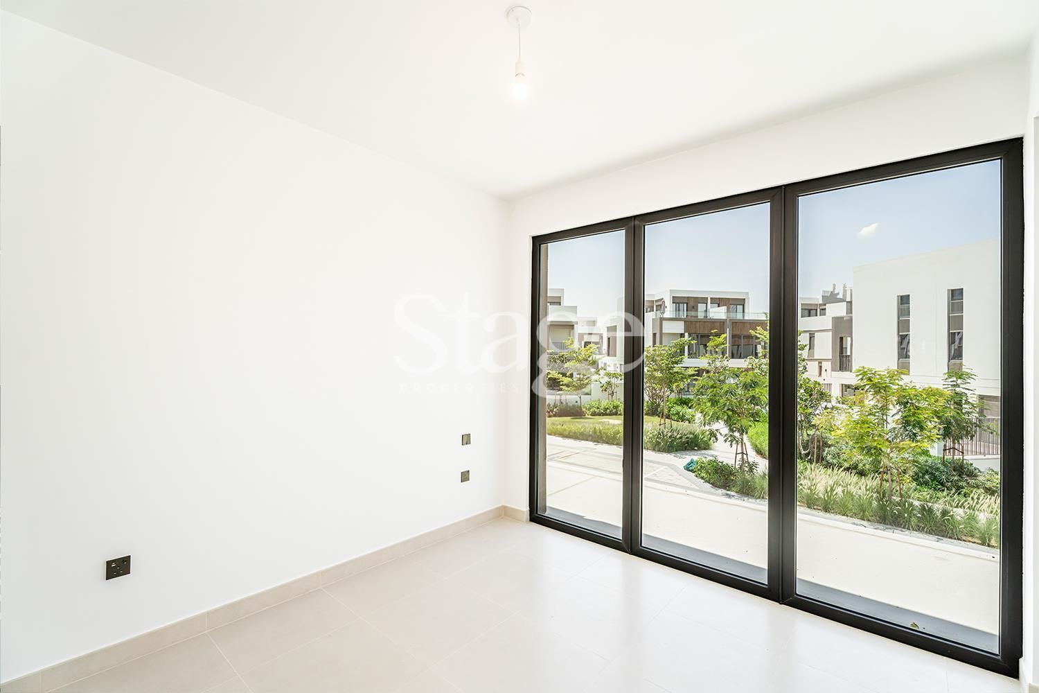 فيلا من ٤ غرف نوم للإيجار في Tilal Al Ghaf، Dubai VI7854L