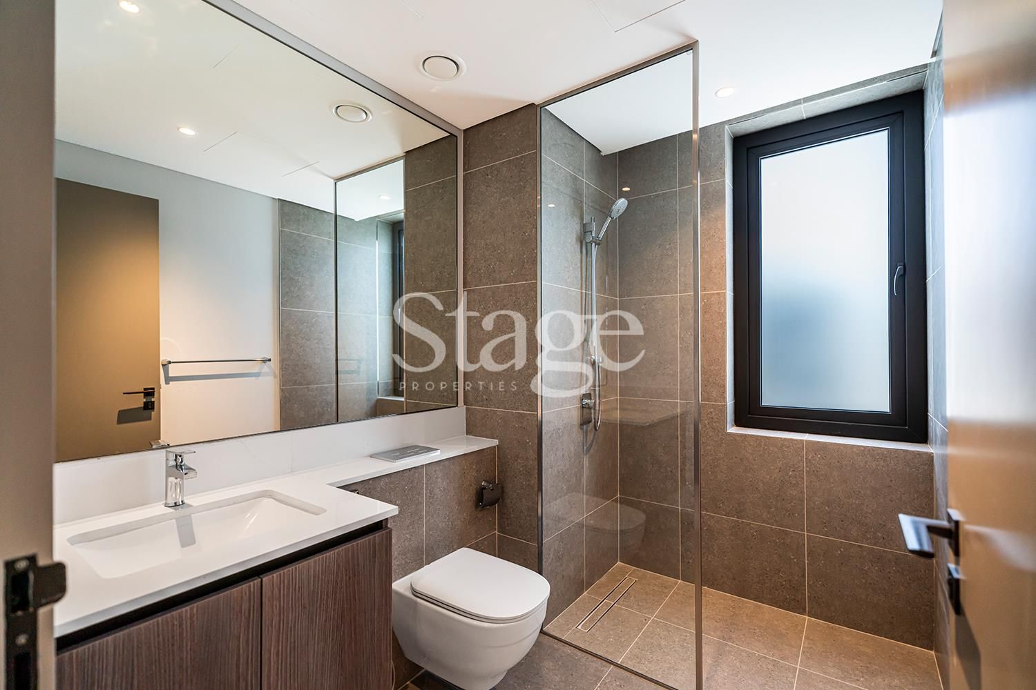 فيلا من ٤ غرف نوم للإيجار في Tilal Al Ghaf، Dubai VI7854L