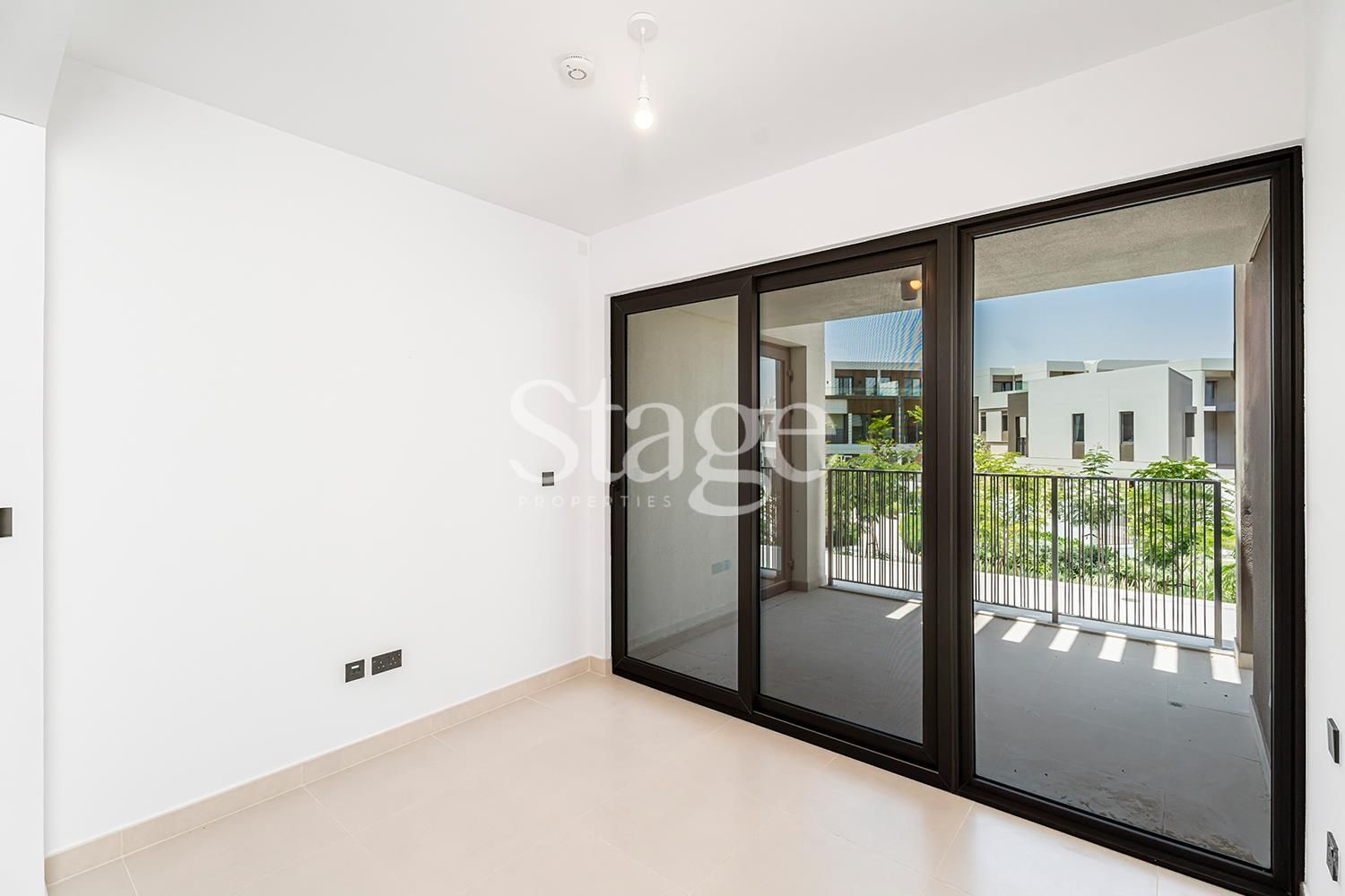 فيلا من ٤ غرف نوم للإيجار في Tilal Al Ghaf، Dubai VI7854L