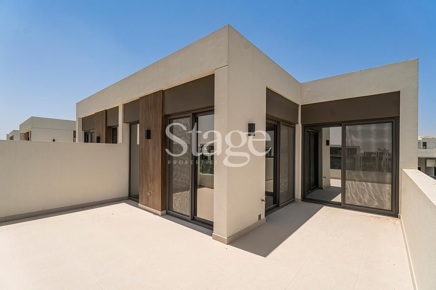 فيلا من ٤ غرف نوم للإيجار في Tilal Al Ghaf، Dubai VI7854L