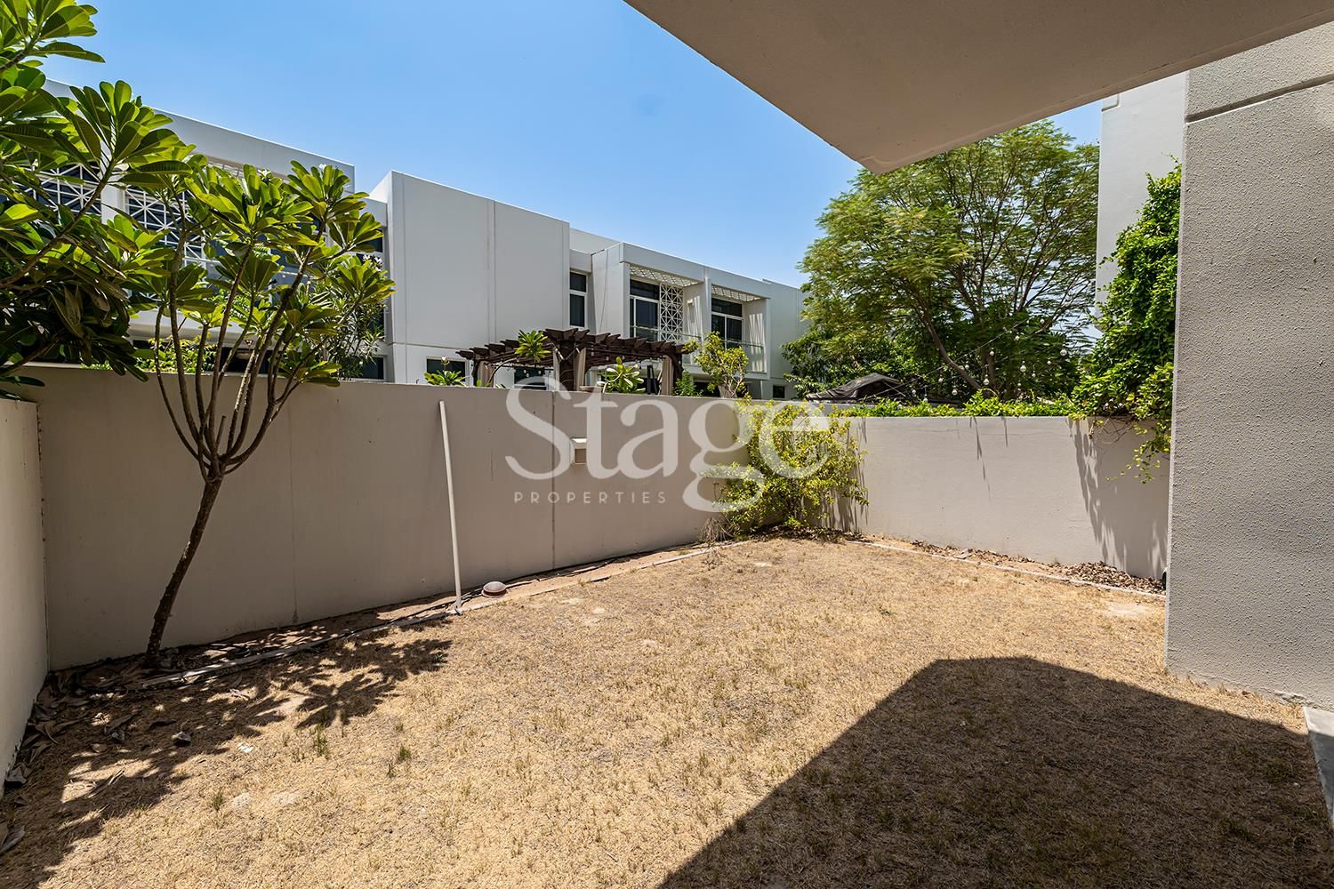 3 bedrooms Townhouse for Rent in Mudon, Dubai TH8052L