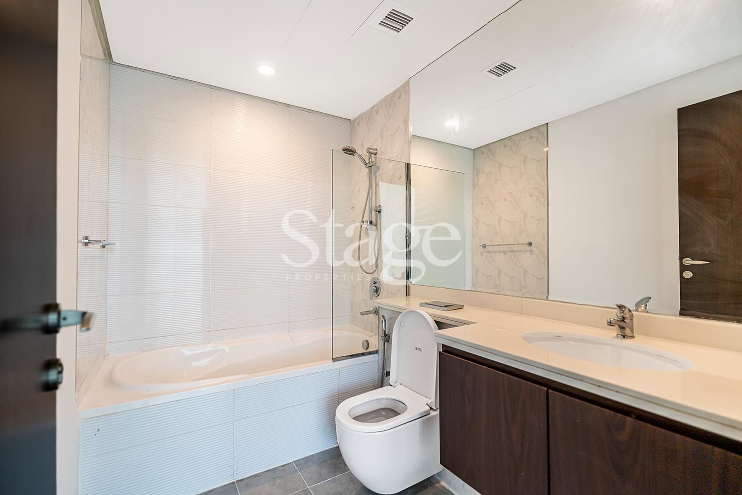 3 bedrooms Townhouse for Rent in Mudon, Dubai TH8052L