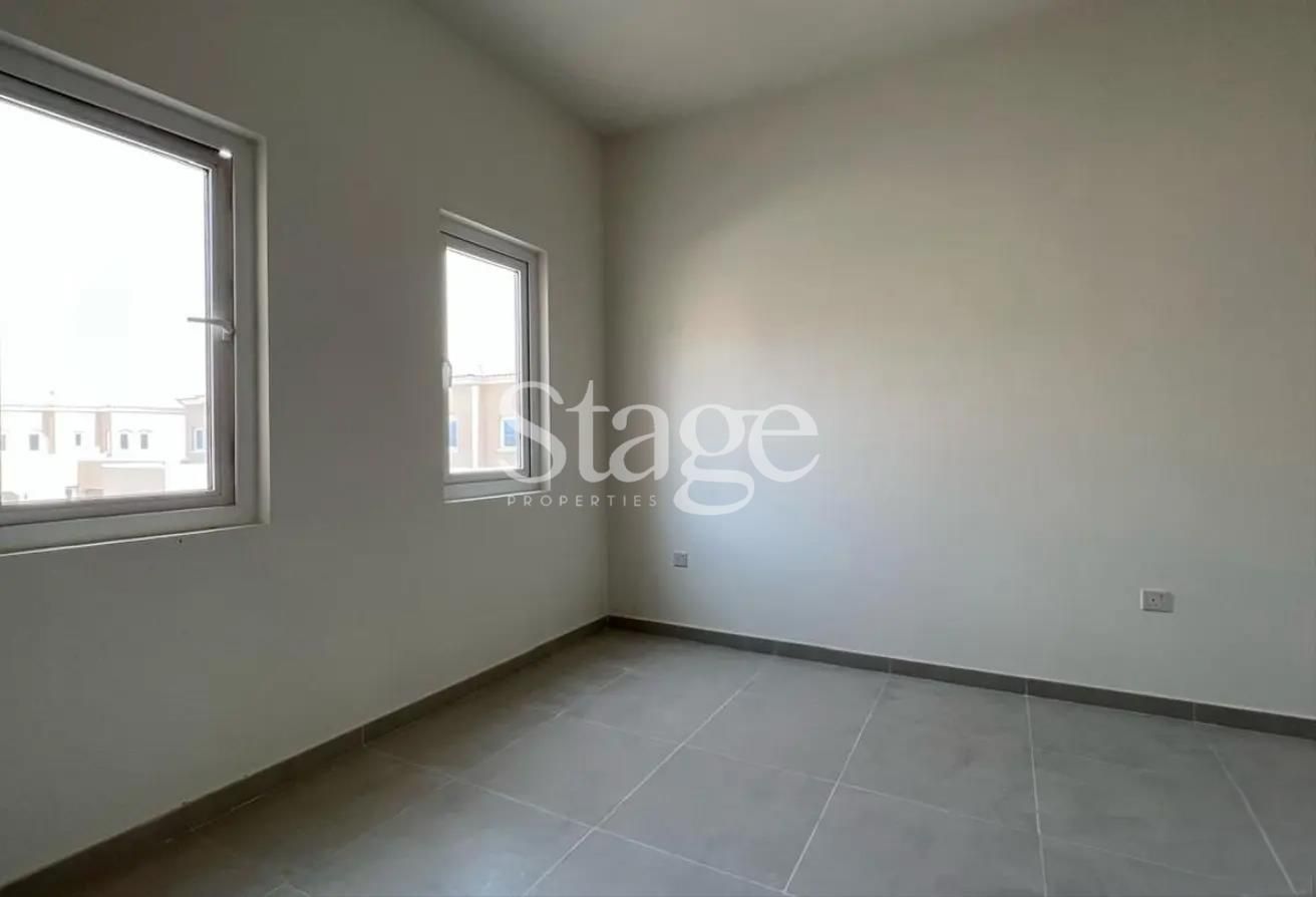 2 bedrooms Townhouse for Sale in Dubai Land, Dubai TH8276S
