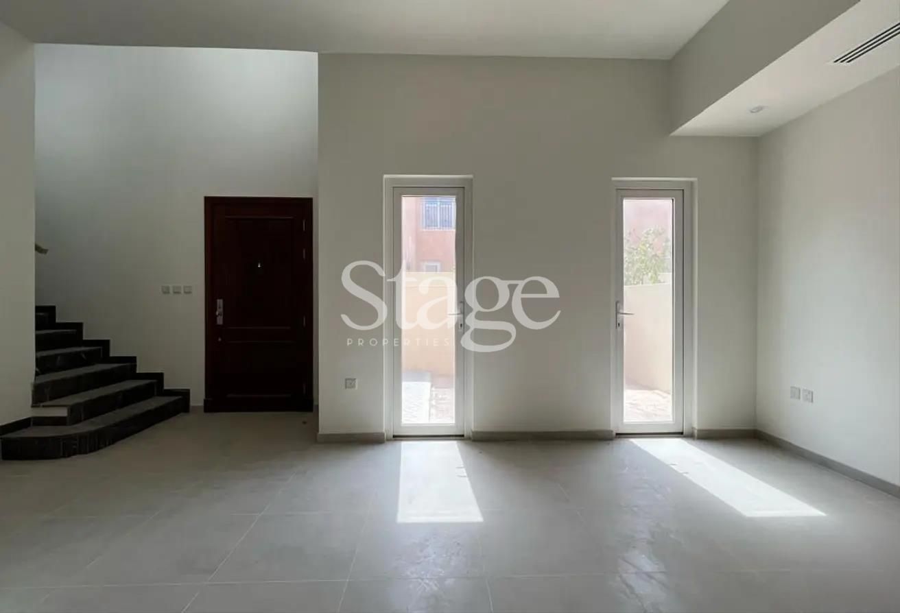 2 bedrooms Townhouse for Sale in Dubai Land, Dubai TH8276S